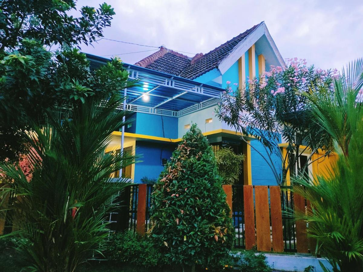 Omah Mendut Homestay 바뉴왕기 외부 사진